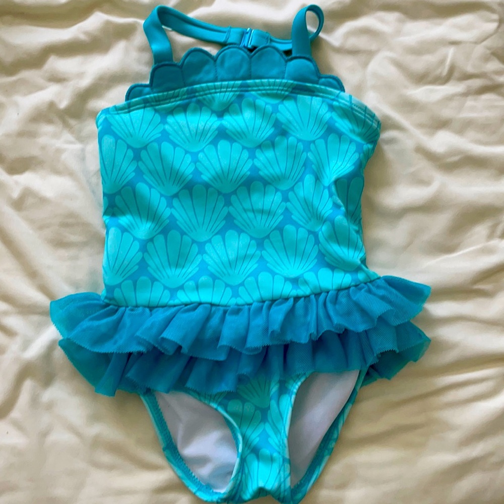 Bathing suit